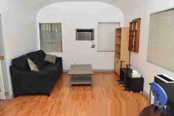 LOS ANGELES/ ALHAMBRA 1房间的房子在东洛杉矶 1 BED 1 BATH SINGLE HOUSE/ DUPLEX Art Center PCC USC CSULA CAL STA