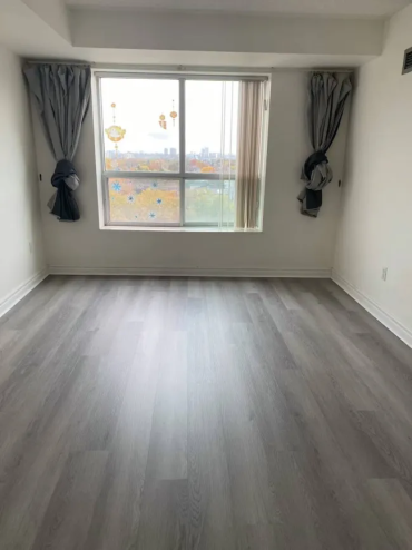 finch/yonge 一房一厅带车位出租，包水电冷暖，租金2500
