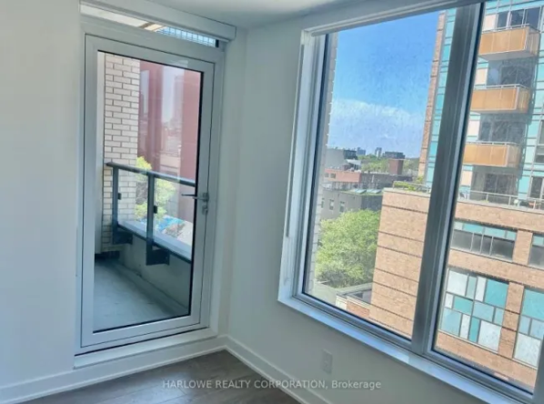 DT市中心2+1全新condo 出租，租金3500即住