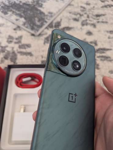 Oneplus 12 512gb + 16gb