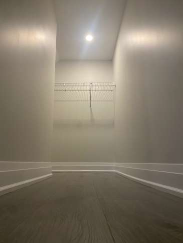 Berzy 万锦16th ave and Kennedy Rd 全新地下室装修整层出短租1个月