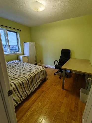 Sheppard and Bayview 独立屋主卧和次卧出租