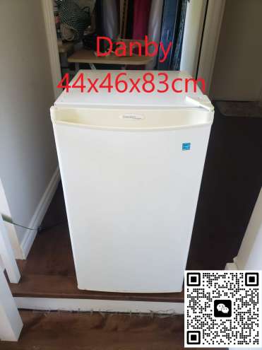 出一个小冰箱，微信davidfurniture