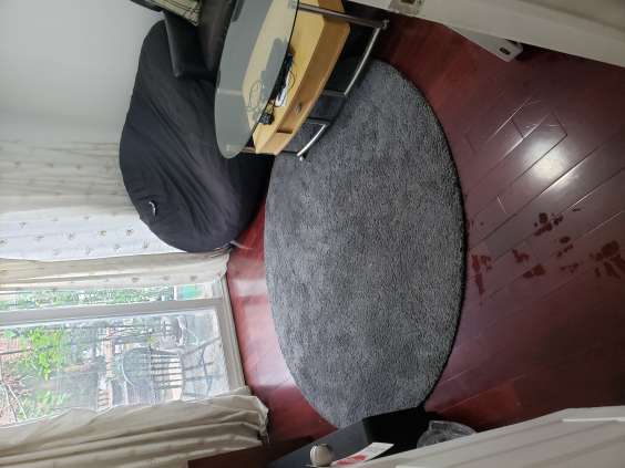 1st floor 2 bedroom unit for studentsAvailable fro