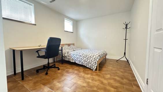 Sheppard / Victoria Park / Single room for rent