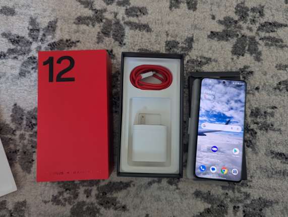 Oneplus 12 512gb + 16gb