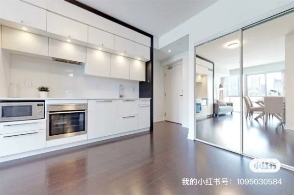 多伦多市中心1+1 condo 出租,租金2800即住