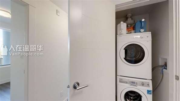 2房全厕公寓 2B Apt @ IW Plaza
