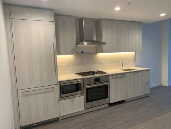 Brentwood Lumina 新一房公寓