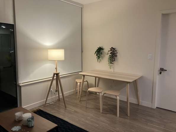 Master room in Metrotown
