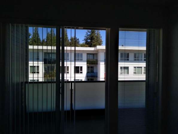 本拿比Burnaby SFU校区山顶公寓