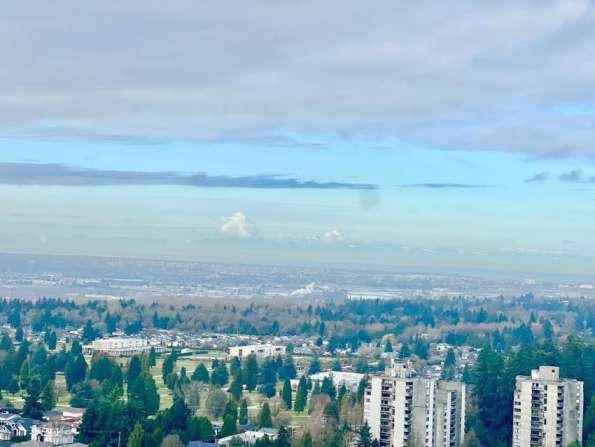 Metrotown全新豪华空调美景公寓