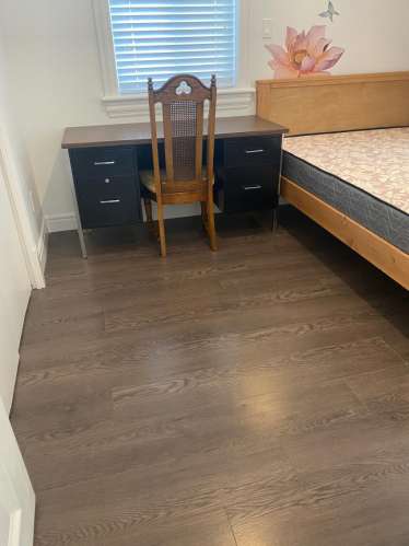 温哥华东区48街后巷屋2房1厅