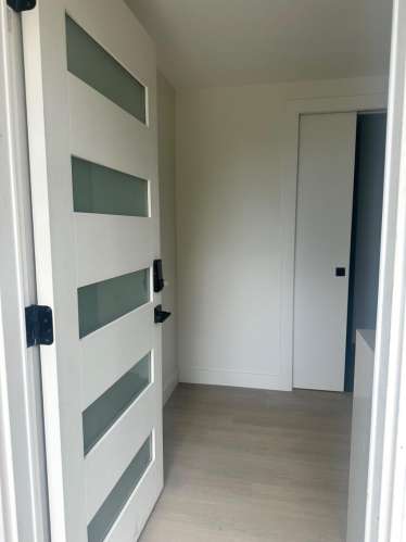 北温 McCartney Creek 公园区域 全新2卧室花园层住宅出租