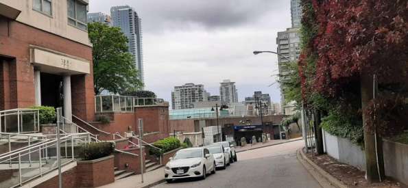 出租距Columbia空鐵站一分鐘全包