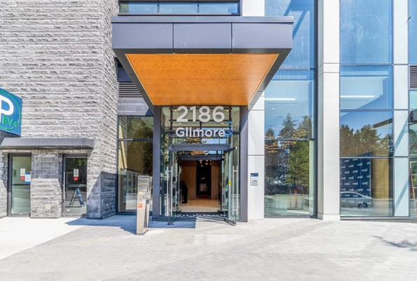 全新高层2b2b本拿比Brentwood