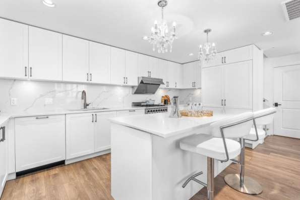 温哥华marpole 大三房townhouse