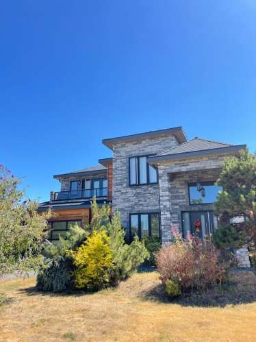 列治文 豪华house 出租 独立出入一房一厅一卫