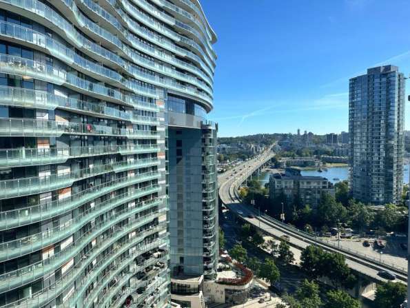 Yaletown高层一房公寓带车位