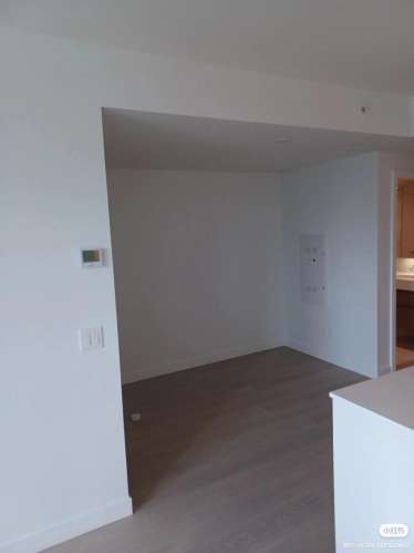 出租metrotown 全新studio 公寓