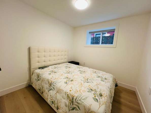 全新townhouse两房一卫独立出入