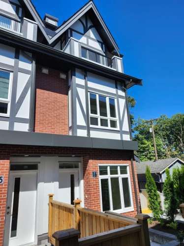 出租全新3房2.5卫townhouse,有空调