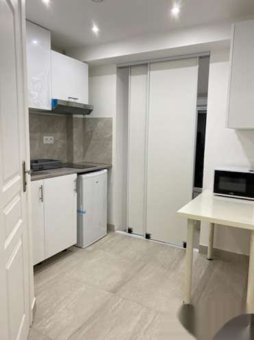 94 vitry sur Seine    别墅地平有全新studio出租