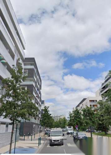 92地铁站旁边1分钟，【特价】单独房间出租，日租、月租、短租长租，92好地方！