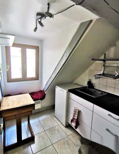 巴黎十区studio，地址187 rue de Faubourge Saint-