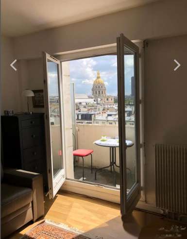 巴黎7区studio，166 rue de Grenelle，地铁8号线旁边。公