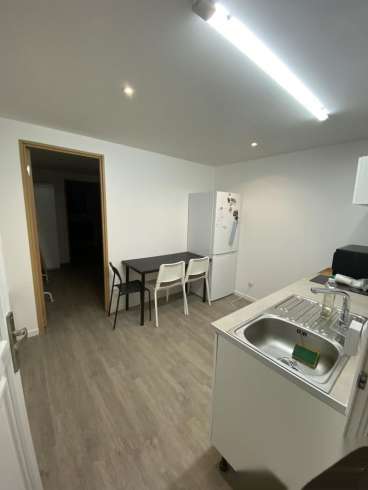 92省Nanterre 近A线 25平一室一厅