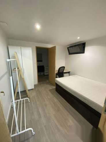 92省Nanterre 近A线 25平一室一厅