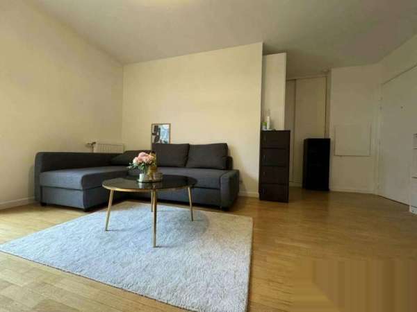 92Nanterre 一室一厅10月中旬起租