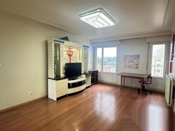 94区 VITRY  T9沿线第五站 三房一厅 出租