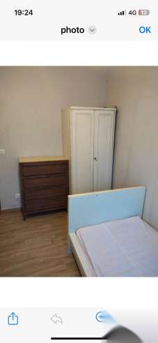近巴黎13区优雅别墅区单间房补后250€，地铁超市交通购物方便，厨卫设备同另一位合租房客共用。房租450€。高房补，收入低的最高可申请到200€房补。10月1日可入住。地铁站 Villejuif Pa