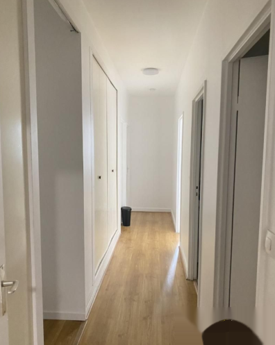 92省la defense 10平单间分租女生