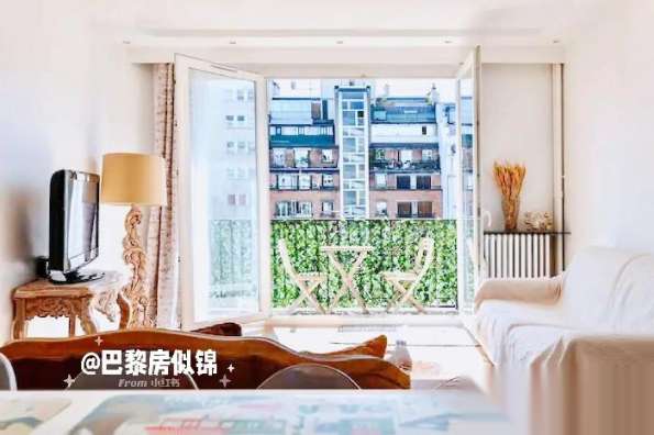 16 区地铁9号线铁塔景一室一厅中央供暖家具齐全11月起租   【交通】走路10