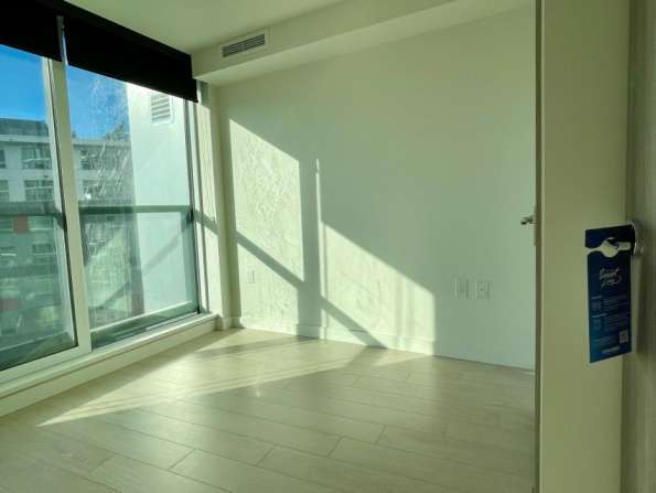 Olympic Village 新公寓1房