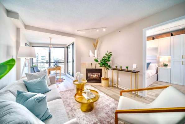 Yaletown新装修1卧+书房带车位