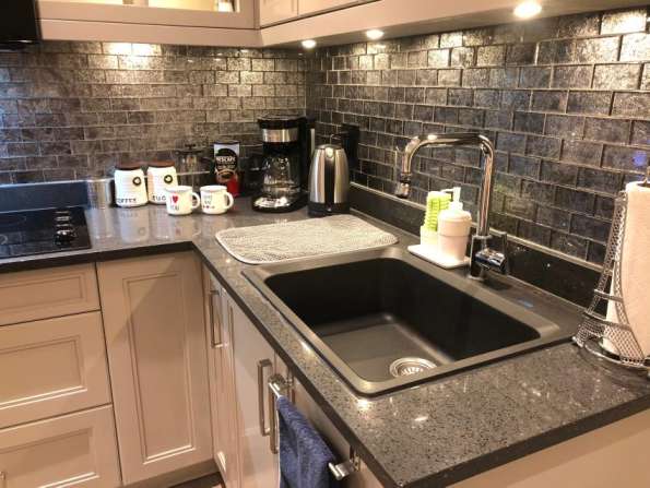 带家具拎包入住全包一房一厅