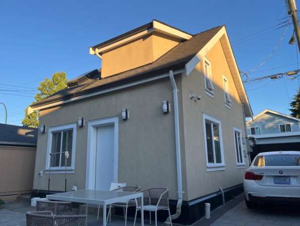 新小2 房后巷屋（Nanaimo & Park