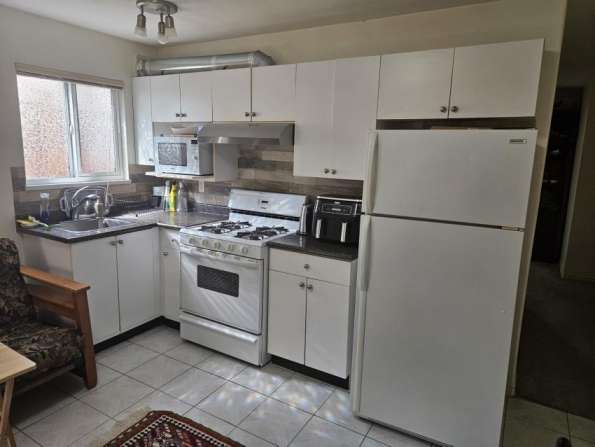 1bdrm suite close to UBC