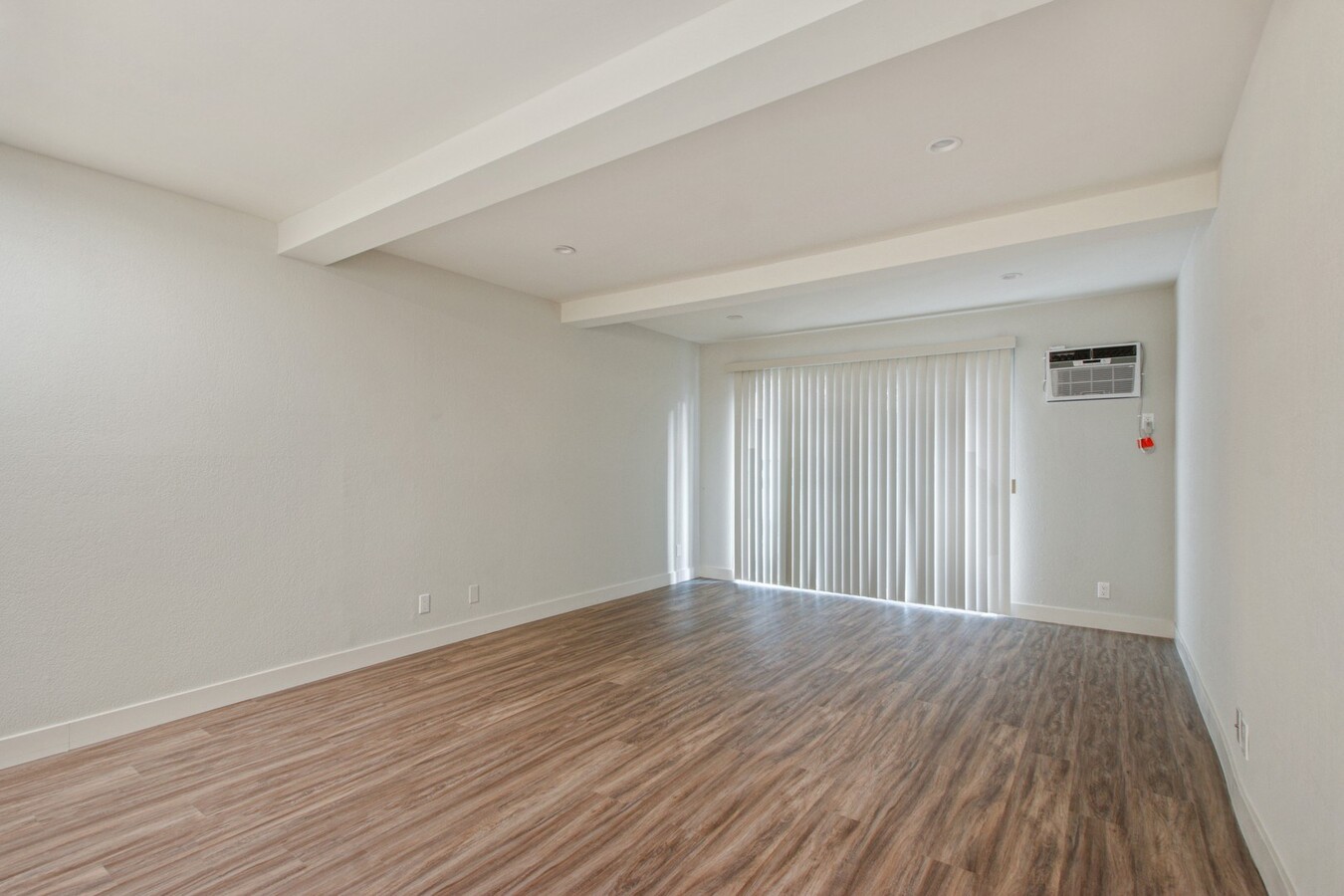 Los Angeles  room rental 